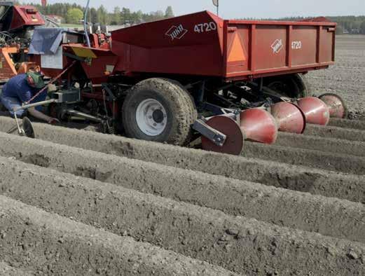 i samband med bladmögelbesprutning Markkartering Yara Megalab -växtanalys Gödslingsprogram för stärkelsepotatis Tidiga sorter Sena sorter Mera om gödsling och näringsbehov hos mat- och