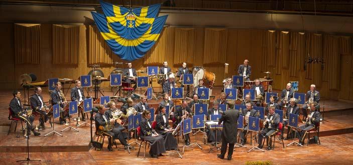 MARINENS MUSIKKÅR Vårkonsert Underlige aftenlufte Staffan Larsson Dirigent Hannah Holgersson Sopran Torsdag 16 maj 19.