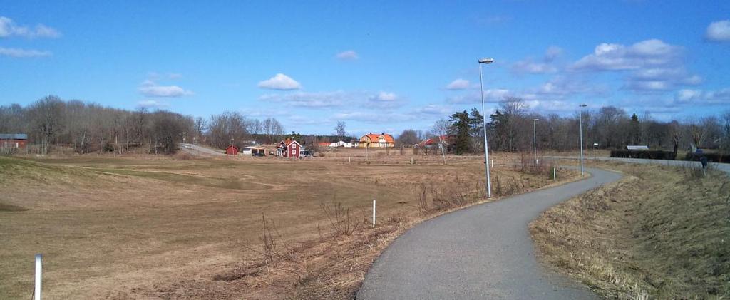 Gator och trafik Biltrafik Området trafikmatas från Hidingevägen och den nya lokalgatan som avslutas med en vändplats.