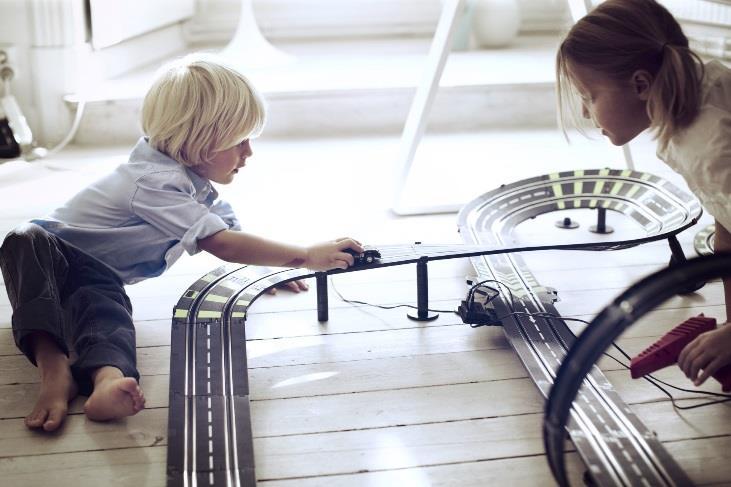Customers & Solutions Customers & Solutions ansvarar för våra kundrelationer och levererar el, gas och energitjänster på våra marknader.
