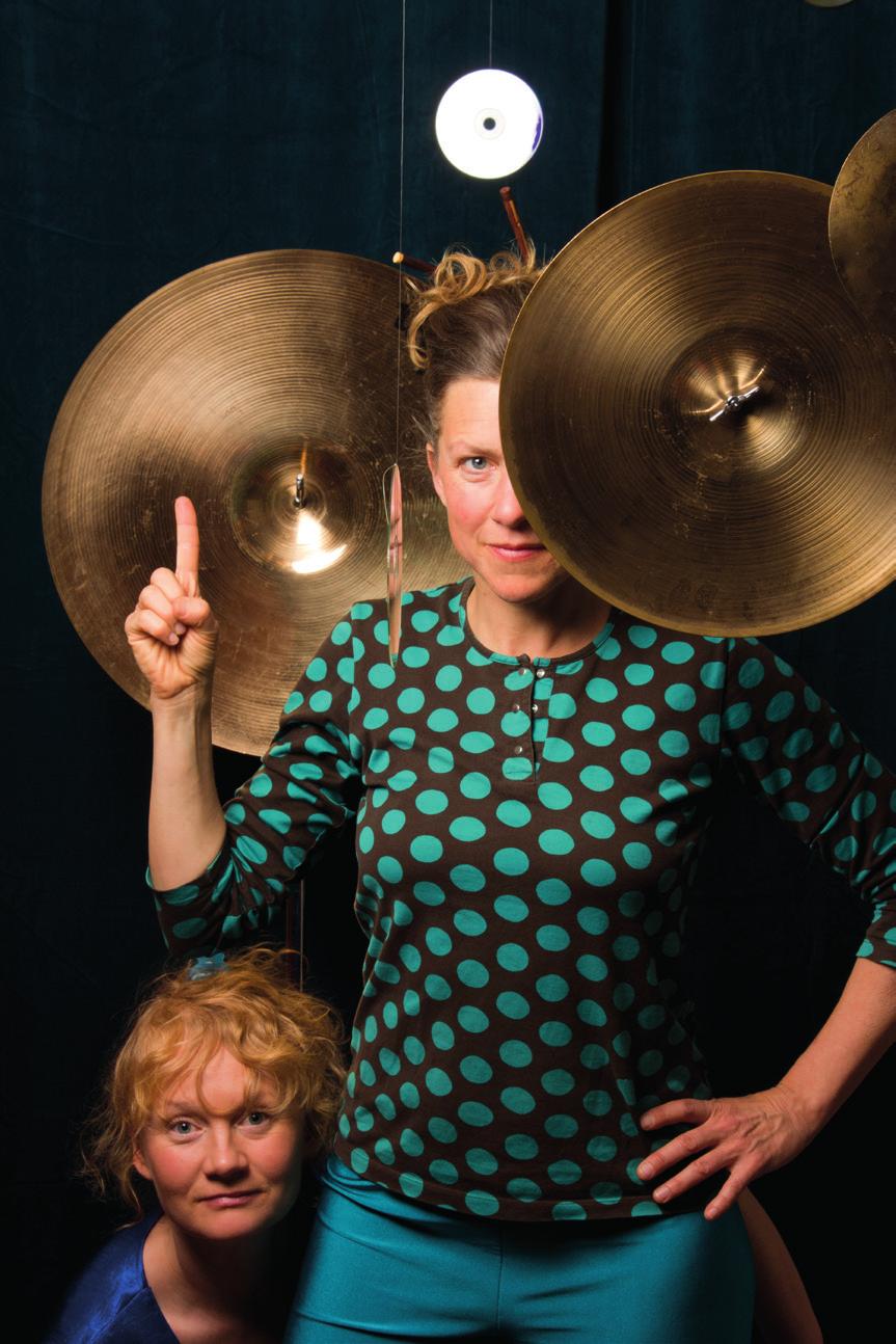 Ljudstrålar och jazzglassar Särskolan Claranna & Ljudstråle gör föreställningar för barn där alla kan vara med.