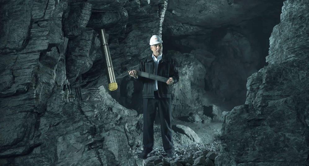 300 Million Years of Hydrocarbons in 10 Minutes Trond Kristensen Senior Geophysicist Lundin Norway Slide 13 Människor är viktiga; deras förmåga att utmana konventionellt tänkande och tillämpa
