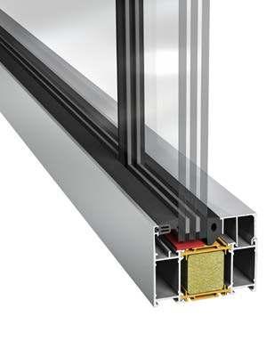 90 Interiöra glaspartier med helglasningssystem Sapa Glasparti 3086 med SGG Contraflam Structure. Ett helglassystem med fogade vertikala skarvar.