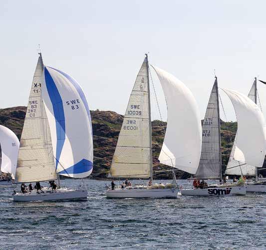 TJÖRN RUNT HARBOUR RACE Under Tjörn Runt-veckan genomför StSS även en segling med radiostyrda båtar, vilken vi kallar Tjörn Runt Harbour Race.