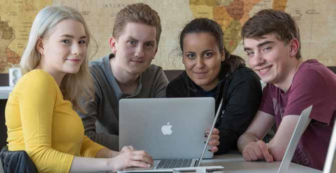 Verksamhetsberättelser - Stagneliusskolan syfte att stärka skolledares digitala kompetens och att IKT-pedagog ska fungera som ett aktivt stöd i processen att leda digitalisering.