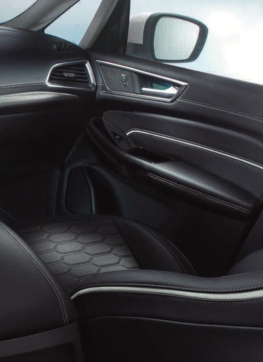 Interiör av lyx! Ford S-MAX Vignale strålar med förfining, som kombinerar de finaste hantverkstraditioner och en mängd teknik.