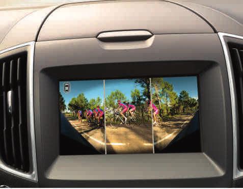 Och mer därtill. Front-view-camera Visar en 180-graders vy över området framför och på båda sidor om bilen.