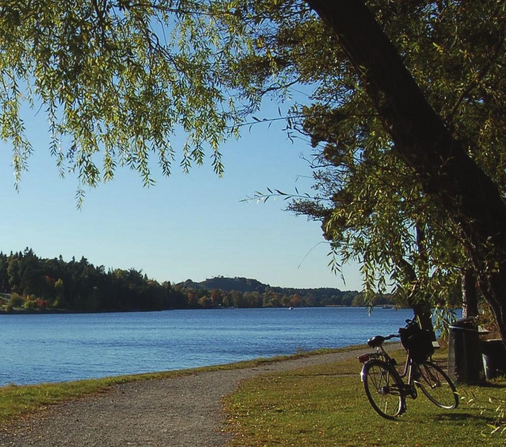 LIDINGÖ BLÅPLAN Strategier Tillgängliggör målpunkter Målpunkterna planeras för att ha en god fördelning längs strandpromenaderna.