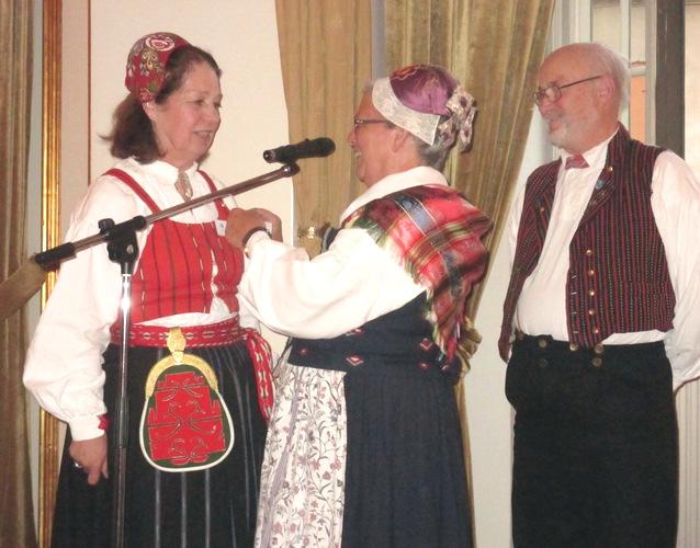 Söderringens 70-årsfest Den 17 maj firade Söderringen sitt 70årsjubileum. Vi var i van der Nootska palatset. Jubileumskommittén hade här funnit en verkligt praktfull lokal för vår fest.