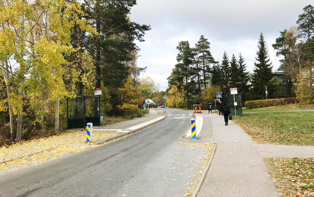 Täby kommun - Teknisk Handbok Revision 2018:1-2018.11.12 Figur 9, Exempel på dubbel stopphållplats (timglashållplats).
