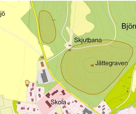 Rekreation I skogen öster om planområdet finns ortens motionsspår med elljusspår. På promenadavstånd västerut ligger sjön Tolken, med möjlighet till fågelskådning.