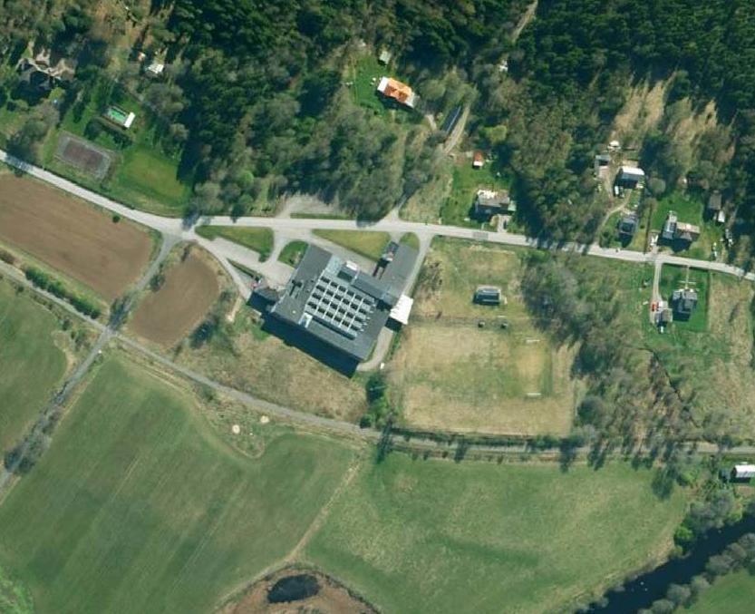 PLANDATA LÄGE, AREAL OCH MARKÄGOFÖRHÅLLANDEN Planområdet ligger i Uddebo, ca 5 kilometer väster om Tranemo. I norr gränsar området mot den gamla banvallen och i söder mot Kilavägen.