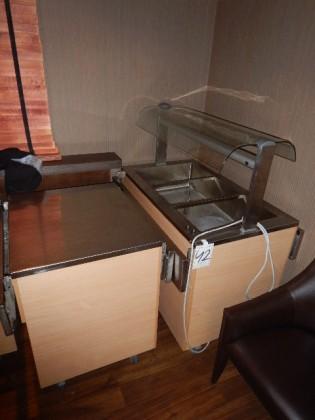 serveringsvagn (något