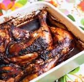 Ett både enkelt och gott recept. Om du vill få extra mycket smak på kycklingen kan du göra marinaden redan dagen innan och låta kycklingen marineras i kylen över natten.