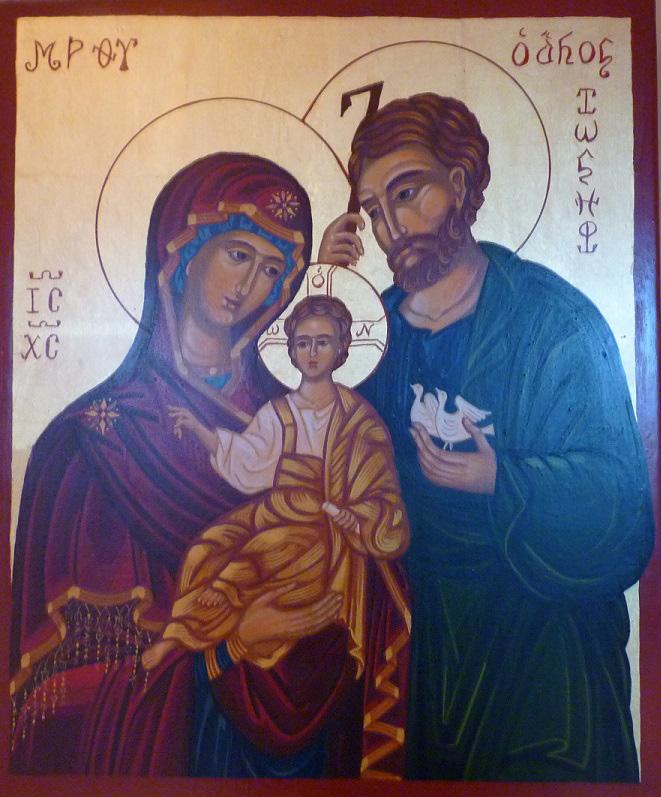 De fyra ikonerna i S:t Olavs kapell föreställer Uppståndelsen, den Heliga familjen, Maria Gudaföderskan och Jesus som Pantokrator.