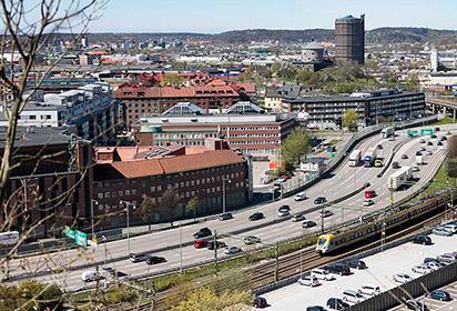 Vi börjar inte från noll Vi har trafikleder runt och genom stan spår med stadsbanekvalitet (det var så Stockholms tunnelbana började) egen bussinfrastruktur på många ställen Västlänken som (snart)