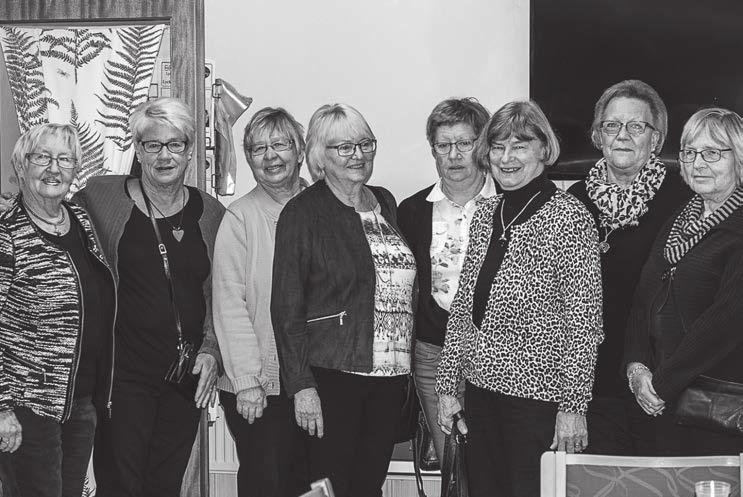 Lyck Lyckbladet nr Svennes med Angelica underhll mtesdeltagarna men sng och Lyckblad versnds ocks till: Karlskrona kommun ldrenmnden - BLT Sydstran Mtesplatser fr Seniorer Program fr hsten 2014 Vlkommen! Lyckbladet nr - PDF Free Download - redteksystems.net