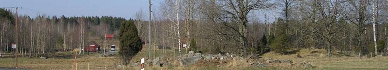 odlingslandskap. Figur 2. Småskaligt odlingslandskap längs sträckan. 2.2.2 Naturvärden Eklandskapet, ett riksintresse för naturmiljön, breder ut sig kring Stångåns sjösystem.