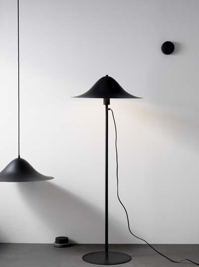 807 415 - black hans golvlampa floor Monika Mulder, 2015 - Product design floor/golvlampa - Category D: 50, H: 130/150, W: 50 - Dimensions (cm) Aluminium. Matte surface/ matt yta. L: 300.