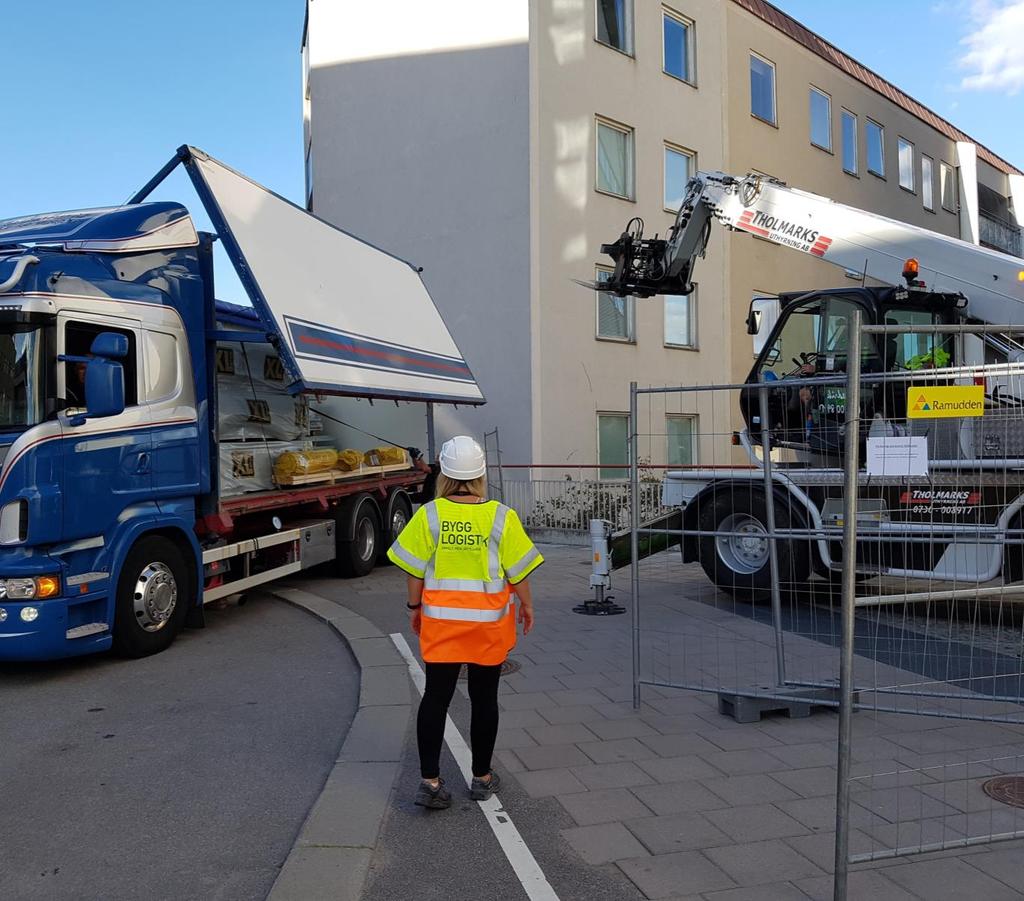 BYGGLOGISTIK Alla transporter går via Checkpoint Alla leveranser bokas i LogNet Dagstransporter mellan 07:00-16:00 Stomkompletteringsmaterial 16:00-20:00.