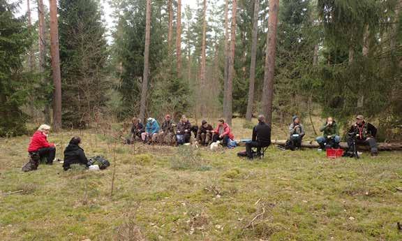 Sedan sist Vombs fure lördagen 8 april 2017 Text och foto: Joachim Krumlinde Annonseringen av exkursionen antydde att vi skulle hitta murklor, vilket jag som exkursionsledare ställde mig skeptisk