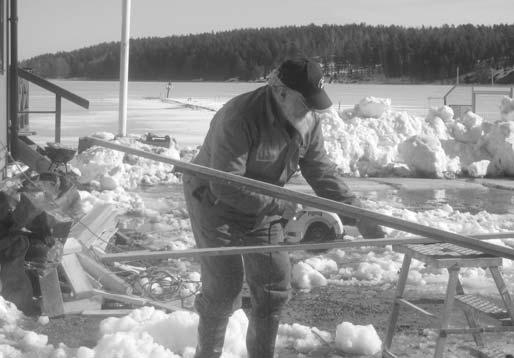 Båtplats får ej överlåtas, lånas eller hyras ut i andra hand av den medlem som tilldelats platsen. Andrahandsupplåtelse är således normalt inte tillåtet.