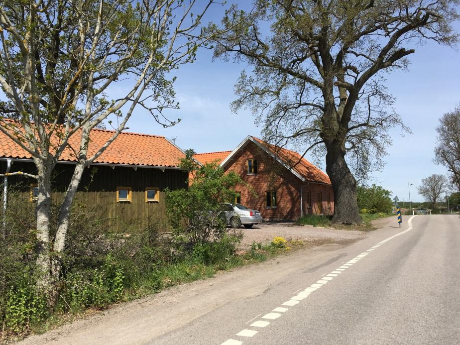 i Hossmo, Kalmar kommun Lngs vgen finns det mtesplatser fr att underltta mtande trafik. En kerholmar i ldre betesmark. Del av Hossmo 1:53 Planbeskrivning - Kalmar kommun