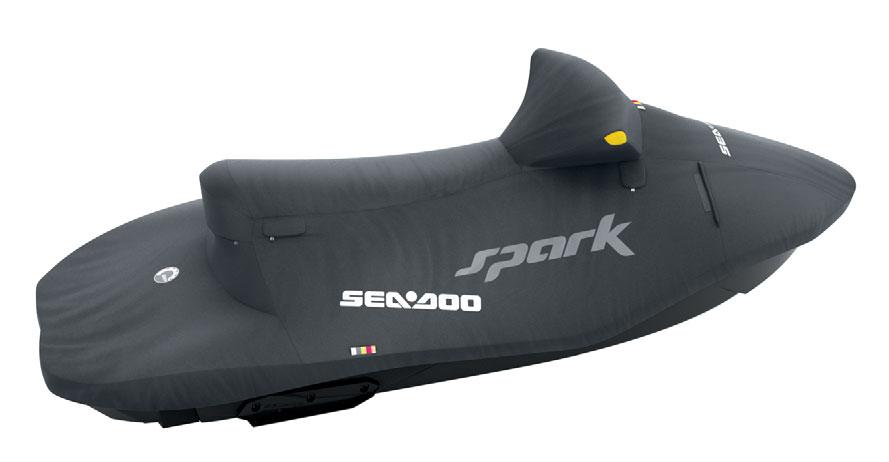SEA-DOO SPARK-TILLBEHÖR 39 Enkel åtkomst av tanklock och förvaringsbox utan att hela kapellet behöver avlägsnas.