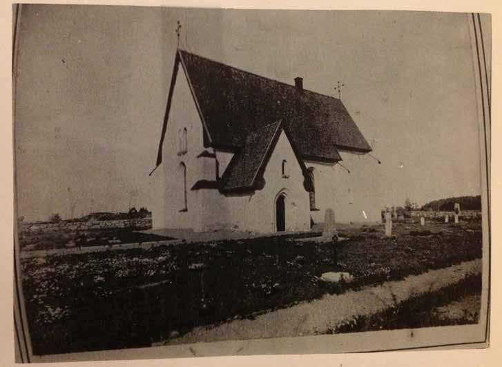 Kyrkan och kyrkogården från medeltiden till 1800-talet Västeråkers kyrka är en av Upplands märkligaste och bäst bevarade kyrkor från medeltiden.