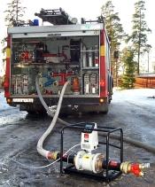 6. SLÄCKFÖRSÖK 6.1 Material 9 stycken strålrör De strålrör som provats här har valts ut efter ett urval från instruktörerna vid Ågesta övningsfält, se appendix I.