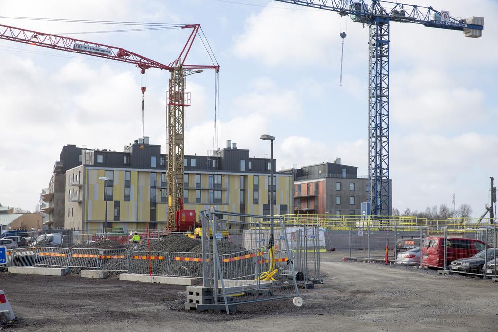 1. Inledning Kommunen ska, enligt lag om kommunernas bostadsförsörjningsansvar (2000:1383), med riktlinjer planera för bostadsförsörjningen i kommunen.