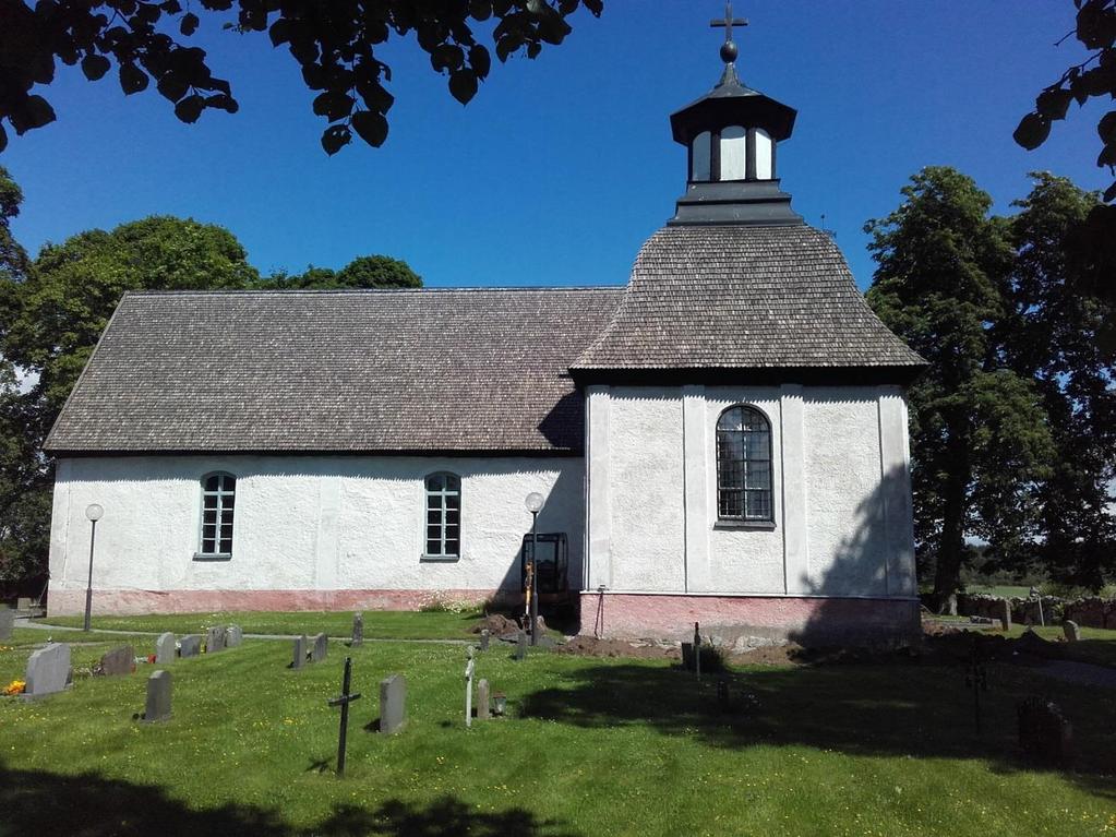 Figur 11. Schaktningsarbetet pågår vid Stureska gravkoret, Teda kyrka. Gravkoret uppfördes under 1680-talet till ägaren av Strömsta gård.