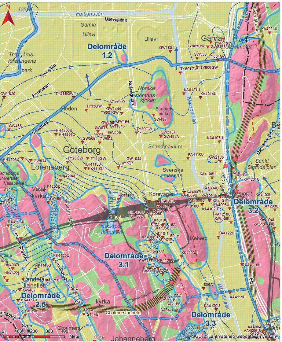 Figur 6.13 Grundvattenmagasin i jord, undre magasin. Tolkade grundvattennivåer och dominerande flödesriktning samt vattendelare och observationspunkter (röda trianglar).