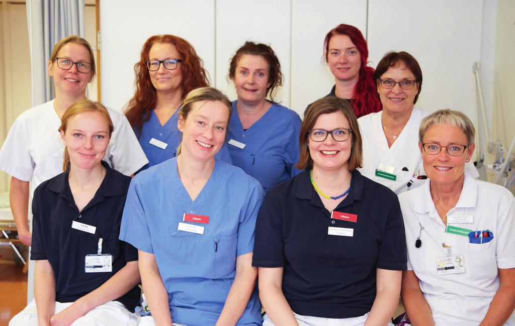 Stroke Övre raden från vänster: Anna-Karin Roos, neurolog, Mia Nummelin-Björk, sekreterare, Ann-Margret Bergvall, sekreterare, Elisabeth Dahlöw, sjuksköterska, Lisa Eriksson, undersköterska.
