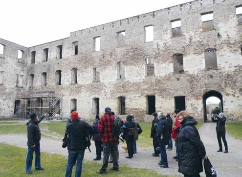 Rapport från en informationsträff inför upprättandet av en upplevelseställplats invid Borgholms slottsruin Som representanter för vår husbilsklubb deltog Ann-Britt och jag tisdagen den 25 mars i en
