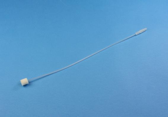 Catheter for Oxygen Therapy SE 180411 Kateter för Syrgasterapi Syrgaskateter, 10Ch med fast skumplastkudde och nippelkoppling. Längd 40 cm, mjukt rundat distalt hål.
