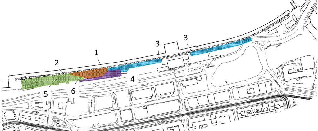 DP JÄRNVÅGSGATAN - PM GEOTEKNIK Figur 7: Nuvarande kajkonstruktion utmed Stenas färjeterminal. Figur 8: Utförda grundförstärkningar längs kajkanten (Tyréns) 1. Befintligt kajdäck; 2.