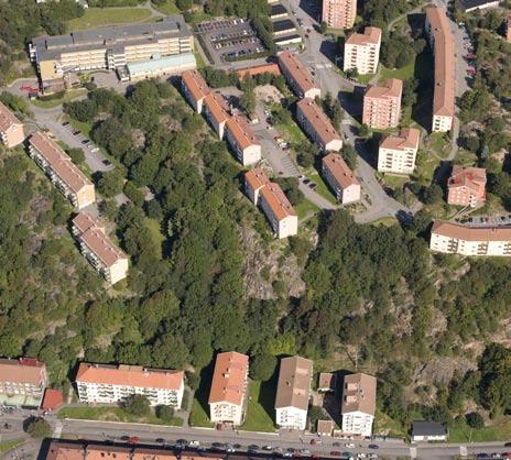 Beskrivning och analys Utsikten från Gråberget över Majorna och älven. Södra delen av Gråberget. Chapmans torg Stadsdelen och området Majorna Majorna är en gammal stadsdel med egen identitet.