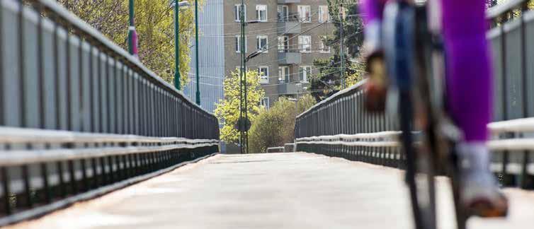 Handlingsplan: Ökad andel hållbart resande ÖKAD ANDEL HÅLLBART RESANDE Trafiken har stor miljöpåverkan på staden genom till exempel buller och utsläpp av föroreningar.