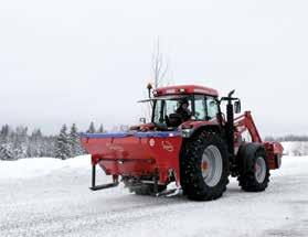 Självlastande tallriksspridare för både traktor och hjullastare. Vid montering på lastare fylls spridaren som en vanlig skopa.