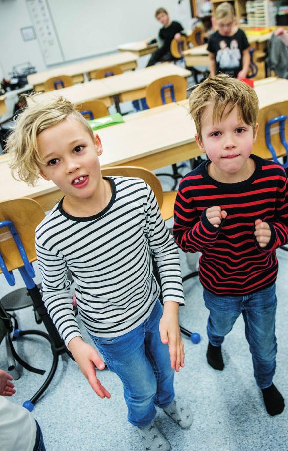 Om man bor hr och har 30 000 kr i ln s fr man behlla ca 19 800 kr efter skatt. r man medlem i Svenska kyrkan s betalar man ven kyrkoavgift. Ls mer Drellvgen 4 Blekinge ln, Ramdala - unam.net