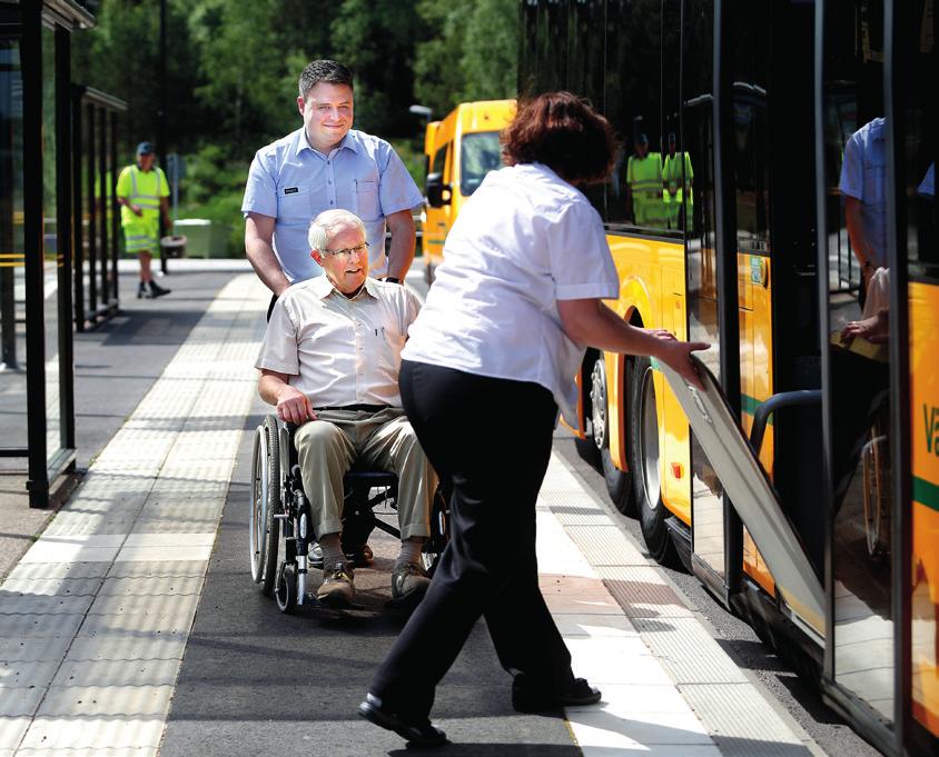 INLEDNING Färdtjänst är ett komplement till den allmänna kollektivtrafiken i länet och är till för personer med varaktig funktionsnedsättning.