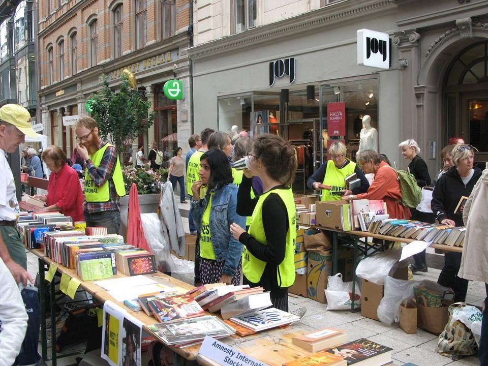 i slutet av 2016, då sidan hade 971 gilla-markeringar (eller 352 stycken i slutet av 2014).