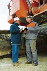Nya ZAXIS reducerar miljöpåverkan Hitachi skapar en grön väg för att minimera koldioxidutsläpp för att förhindra global uppvärmning enligt LCA*.