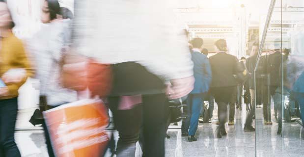 allmänheten ökade med 18% till 27 470 MSEK Rörelsens intäkter ökade med 12% till 2 554 MSEK Rörelseresultatet ökade med 8% till 1 112 MSEK Resultat per aktie ökade med 9% till 4,30 SEK K/I före