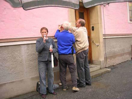 Arrangemangen på plats ordnades av Lars Holm som bjöd på Champagne och tilltugg.