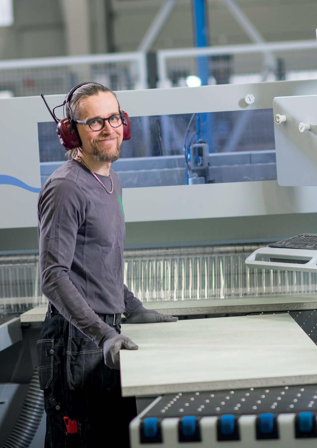 Kuopion Woodi en finländsk möbeltillverkare Kuopion Woodis produkter tillverkas på fabriken i Kuopio, Finland.