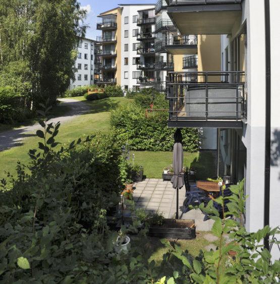 Affärsområde Projektutveckling Affärsområdet Projektutveckling, som omfattar Bostadsutveckling och Fastighetsutveckling, skapar hållbara och levande stadsmiljöer med såväl bostäder som kommersiella