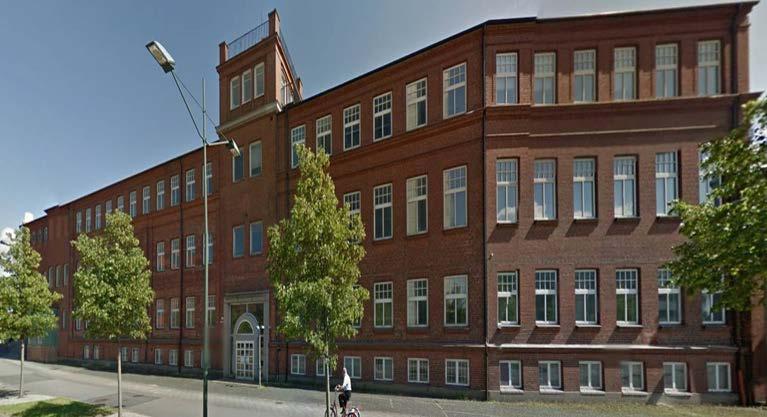 FASTIGHETSUTVECKLING Omsättning och rörelseresultat från verksamheten härrör från förvärv, utveckling, drift och förvaltning av helägda fastigheter, av resultatandelar från delägda bolag samt