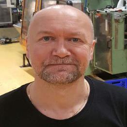 MALIN EDVARDSSON Tel: 0727-21 29 00 malin.edvardsson@ifmetall.se LO-kurshandledare i Trollhättan. Ombudsmanna-aspirant och medlem i IF Metall 30 Bohuslän/Dal.